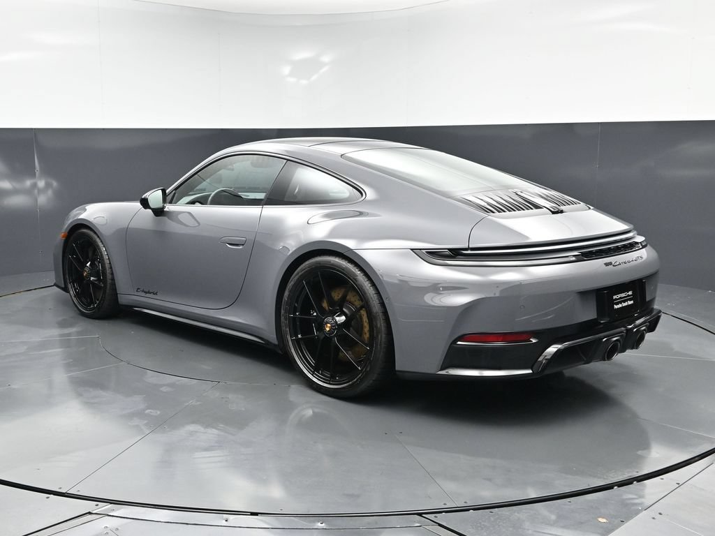 Certified 2026 Porsche 911 Carrera 4 GTS AWD/4WD image 3