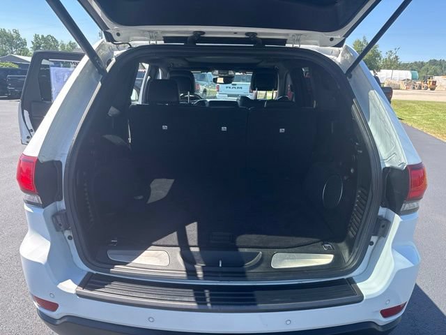Used 2018 Jeep Grand Cherokee Trailhawk w/ Trailhawk Luxury Group AWD/4WD image 40