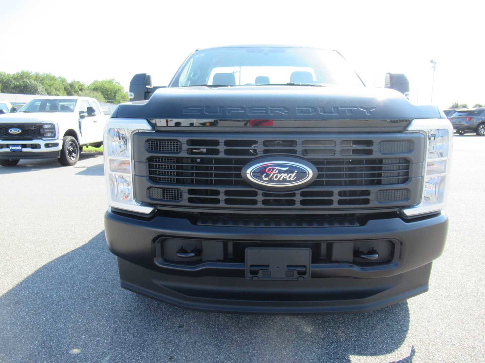 New 2026 Ford F350 XL image 2