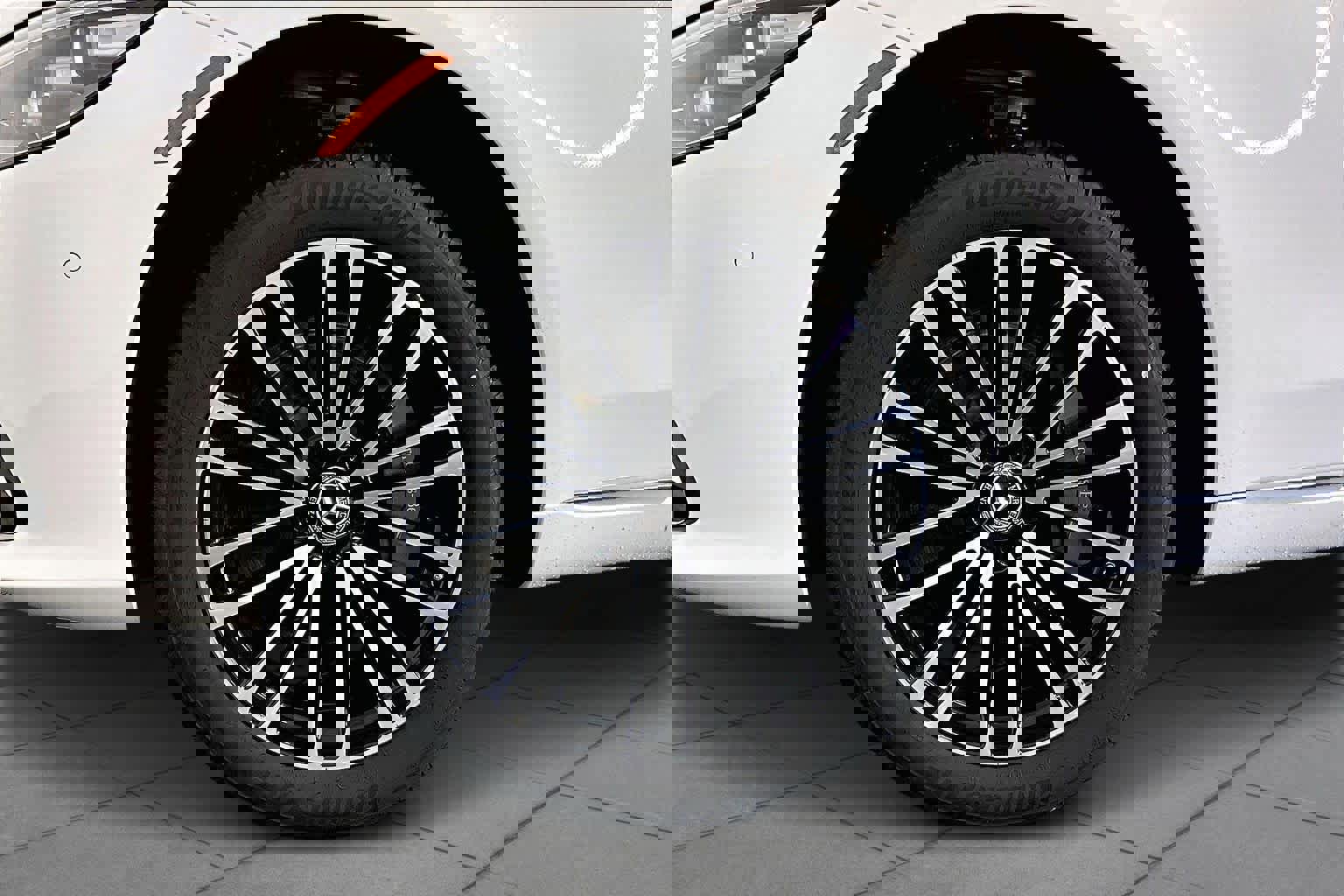 New 2026 Mercedes-Benz S 580 4MATIC Sedan image 17