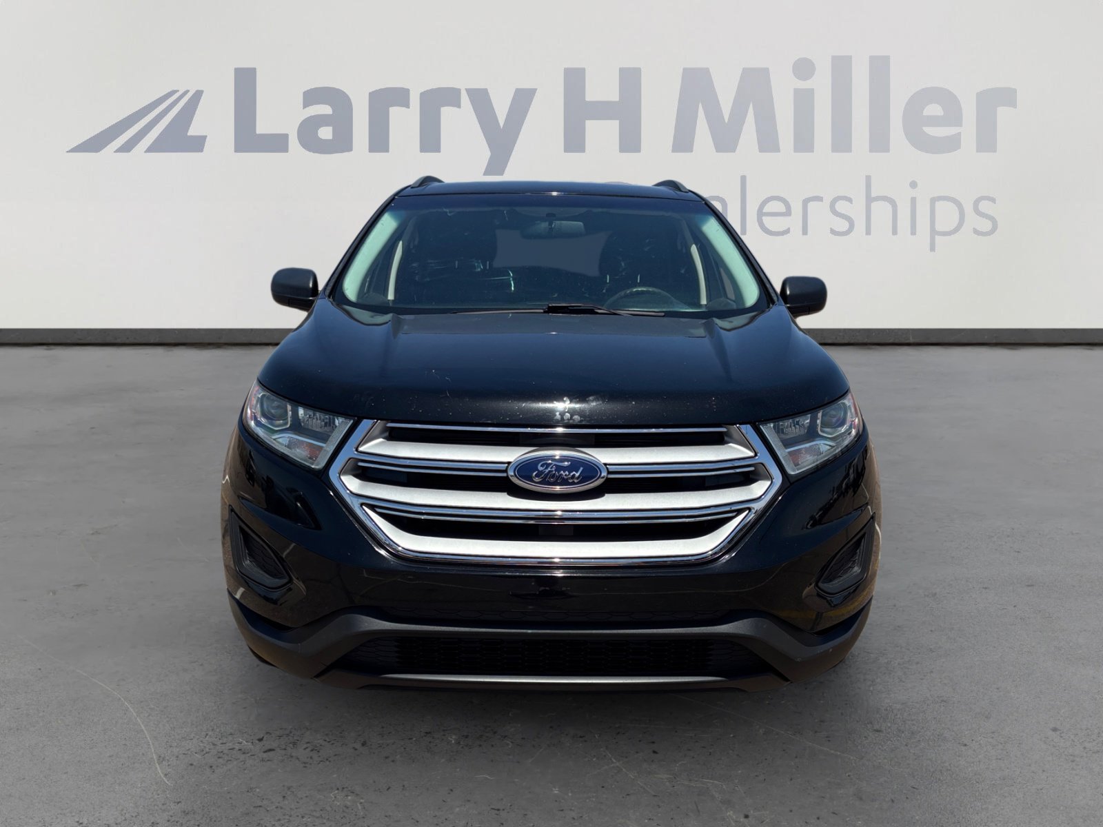 Used 2017 Ford Edge SE FWD image 8
