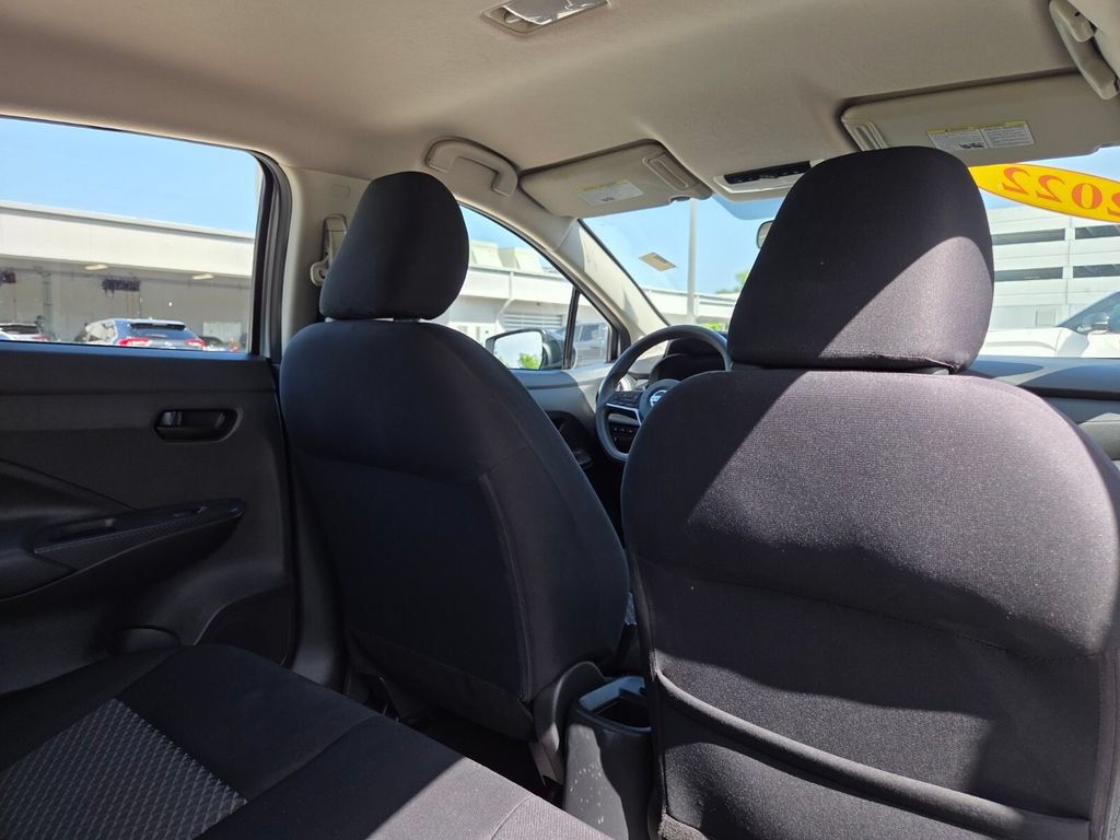 Used 2022 Nissan Versa S FWD image 16