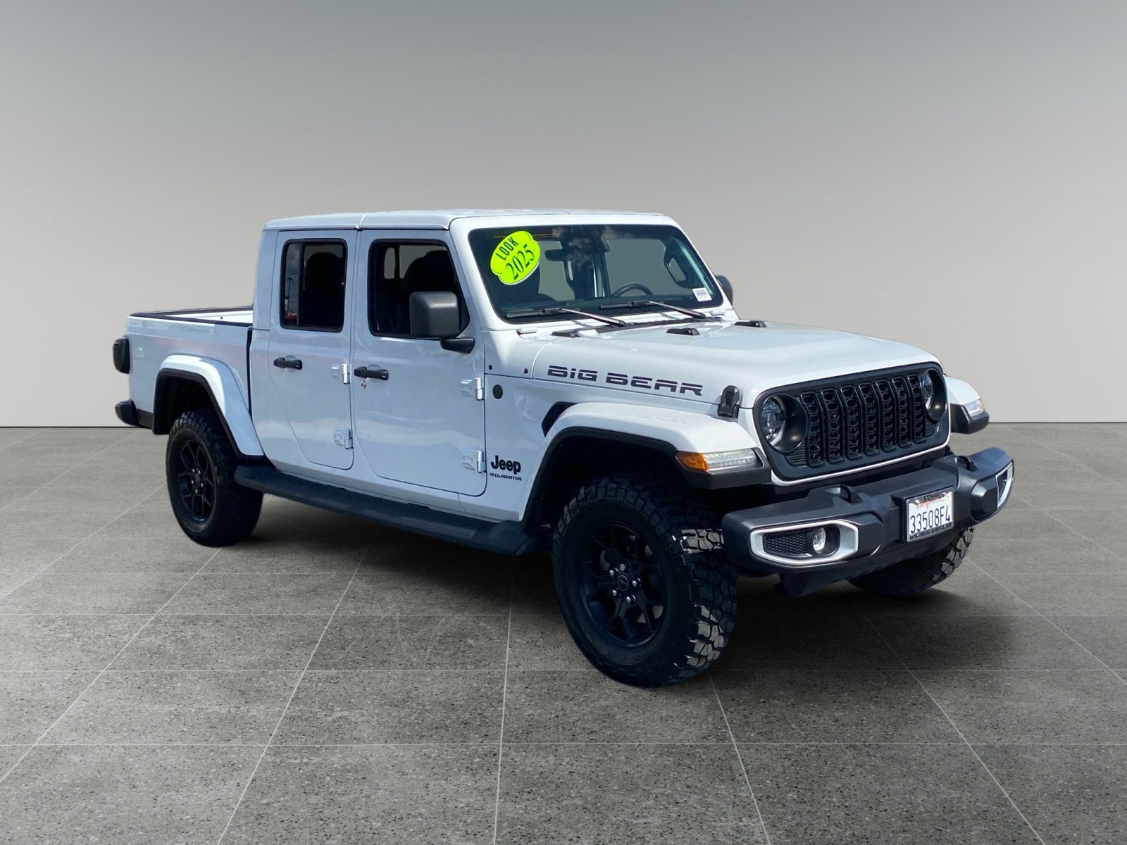 Used 2025 Jeep Gladiator Sport AWD/4WD image 7
