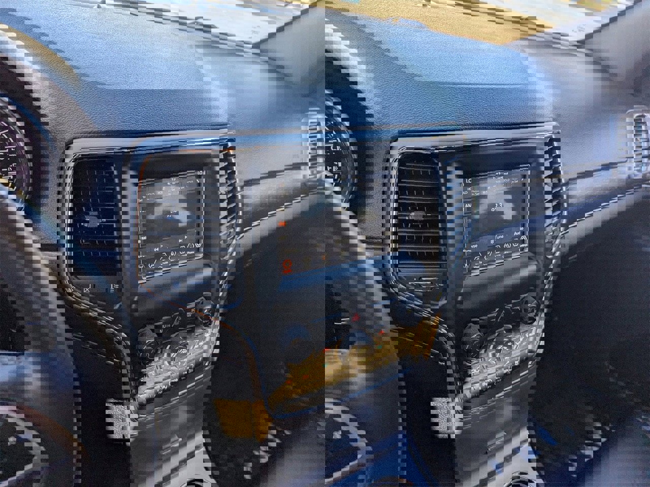 Used 2018 Jeep Grand Cherokee Limited image 23