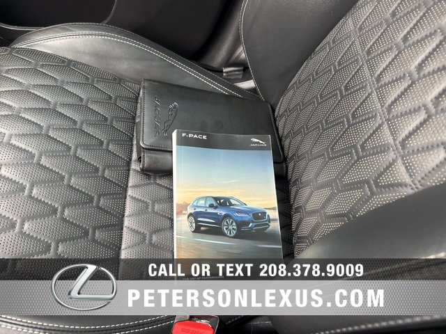 Used 2020 Jaguar F-PACE SVR image 29