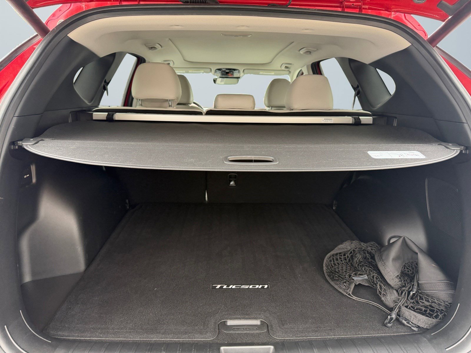 Certified 2023 Hyundai Tucson Limited w/ Cargo Package image 16