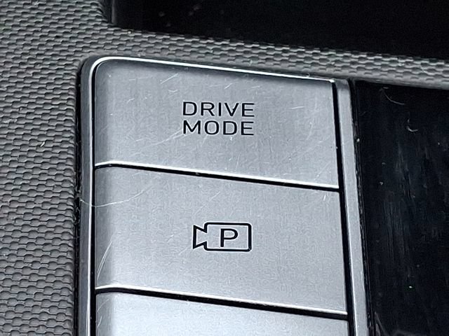 Certified 2024 Hyundai Elantra SE FWD image 23
