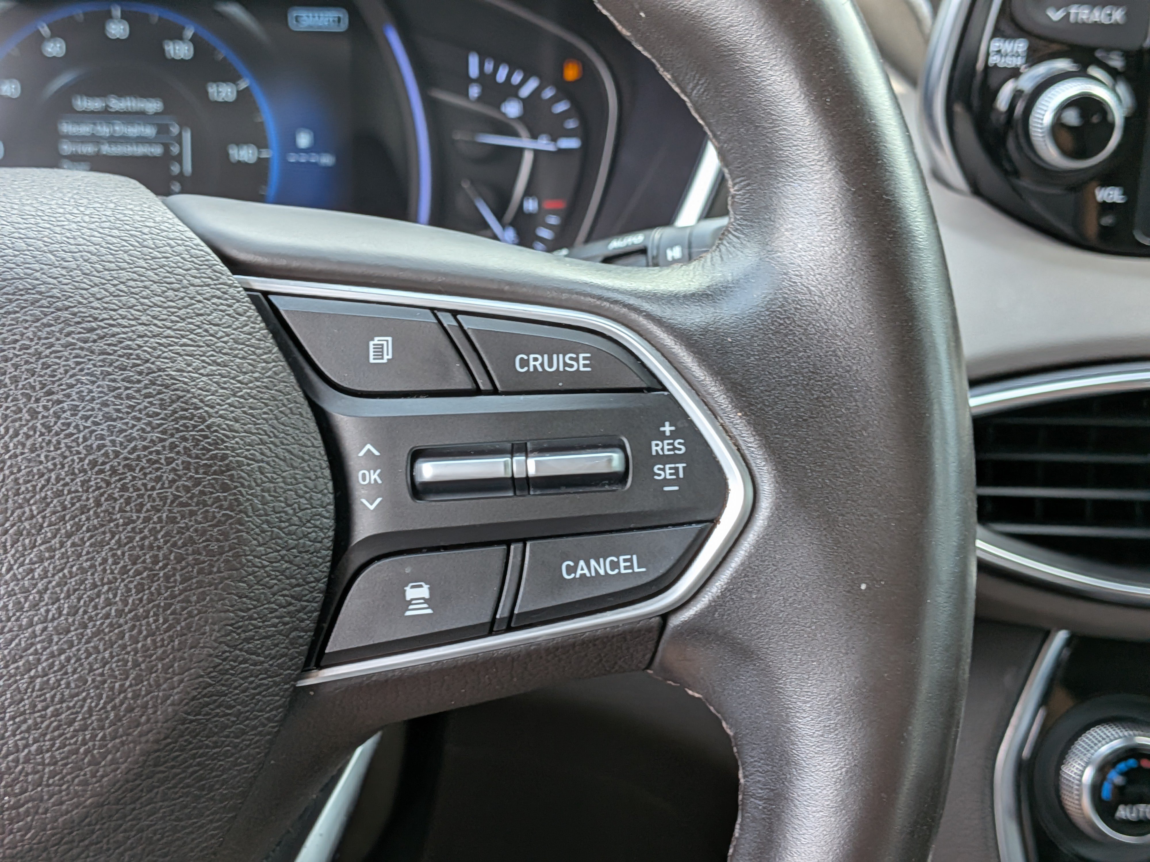 Used 2020 Hyundai Santa Fe Limited FWD image 26