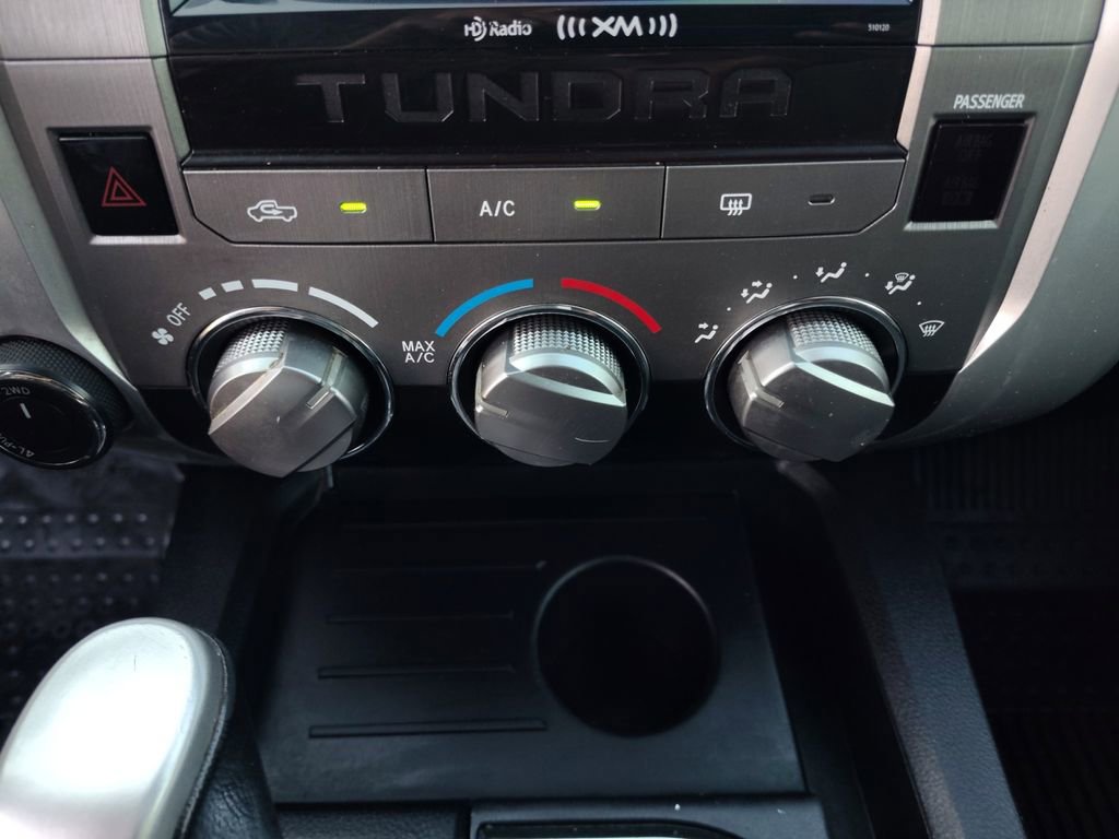 Used 2017 Toyota Tundra SR5 image 4