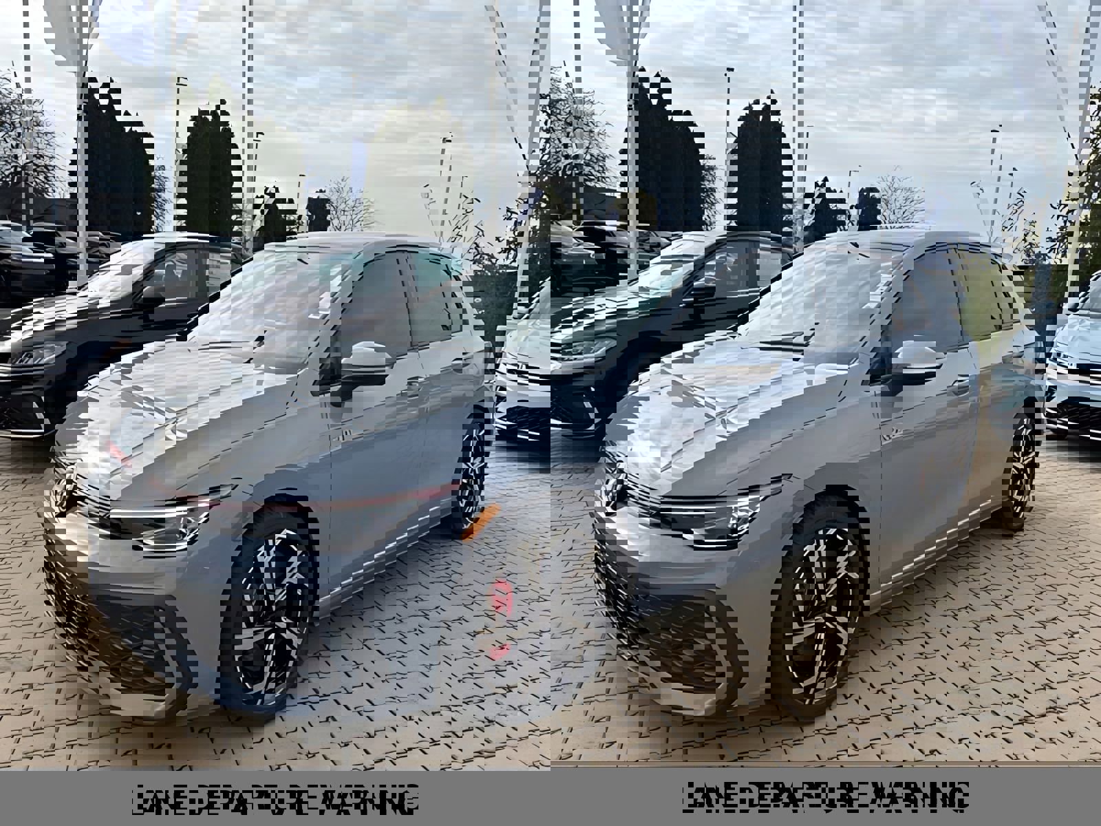 New 2026 Volkswagen GTI SE image 7