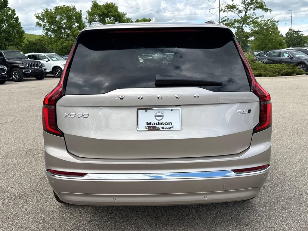 New 2026 Volvo XC90 B6 Plus w/ Protection Package AWD/4WD image 3