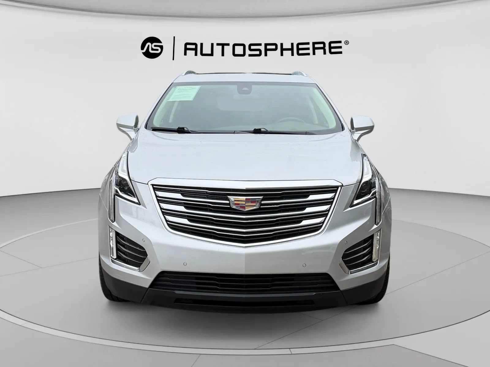 Used 2019 Cadillac XT5 Premium Luxury FWD image 2