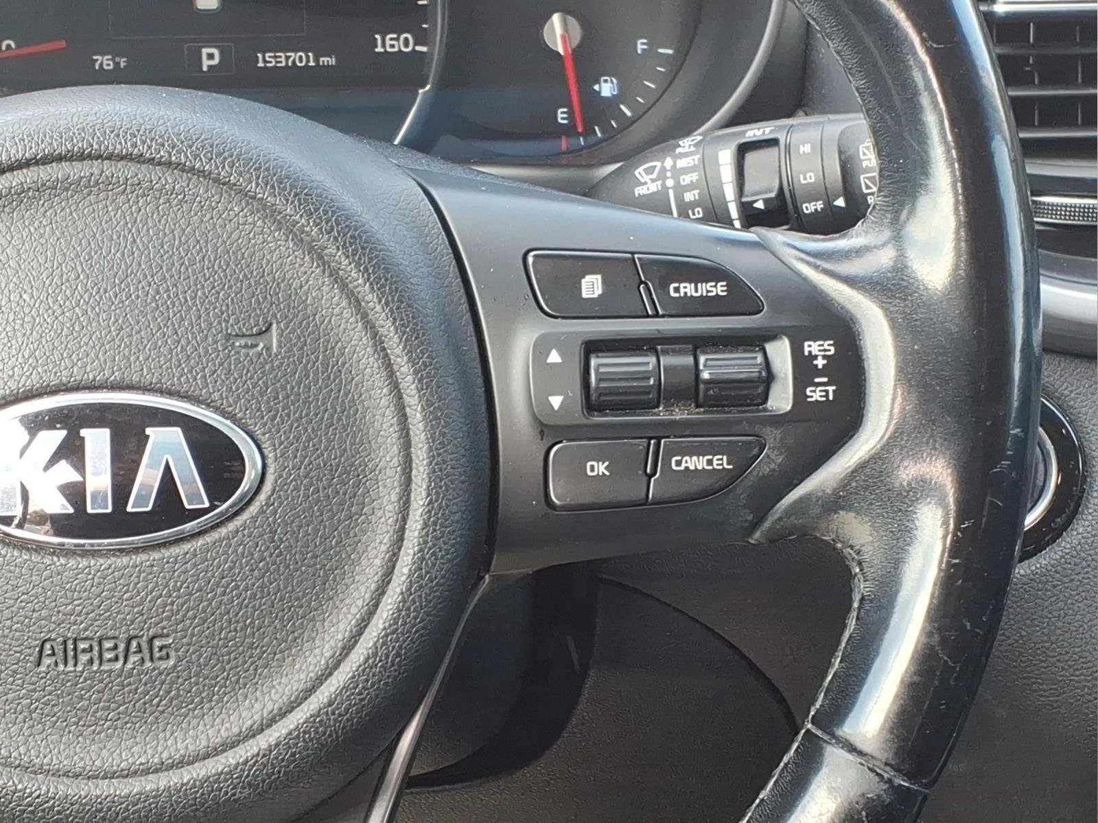 Used 2017 Kia Sorento EX AWD/4WD image 11