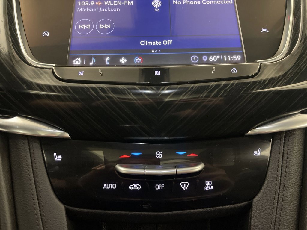 Used 2020 Cadillac XT6 Premium Luxury image 11