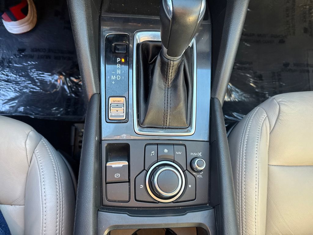 Used 2017 MAZDA MAZDA6 Sport image 18