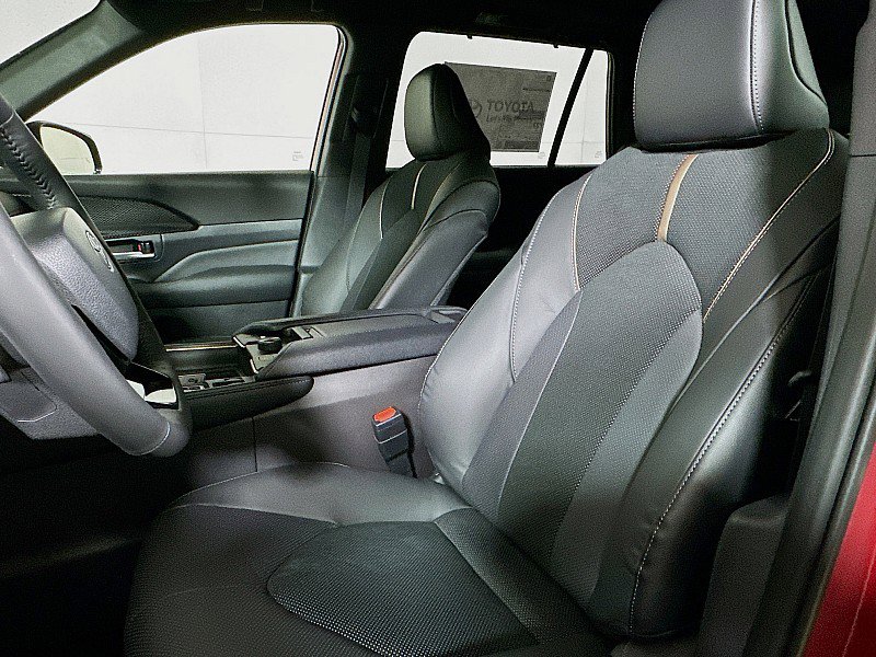 New 2026 Toyota Grand Highlander AWD Hybrid image 8