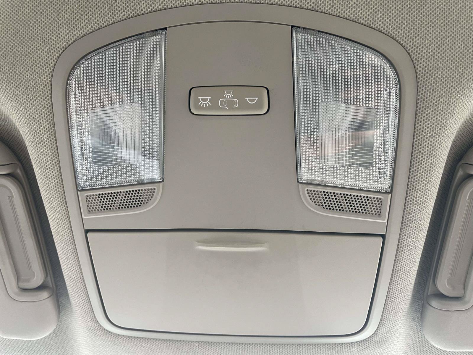 Used 2020 Hyundai Elantra GT FWD image 23