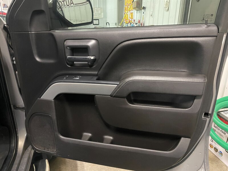 Used 2017 Chevrolet Silverado 1500 LT w/ All Star Edition AWD/4WD image 19
