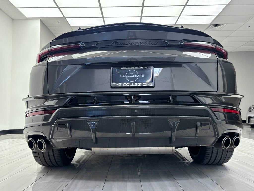 Used 2023 Lamborghini Urus Performante image 29