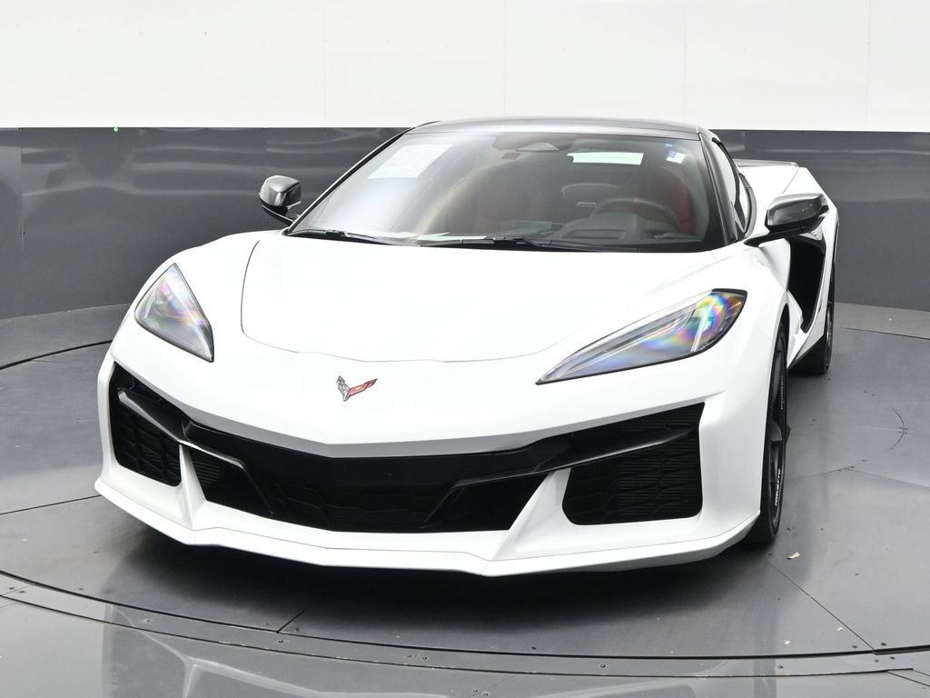 Used 2025 Chevrolet Corvette E-Ray AWD/4WD image 8