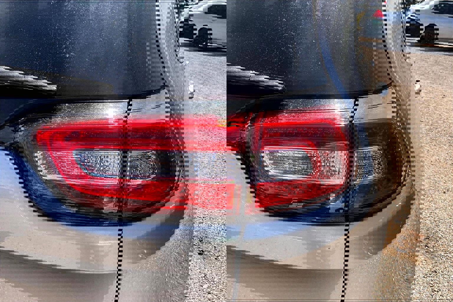 Used 2018 Jeep Cherokee Latitude w/ Altitude Package image 20