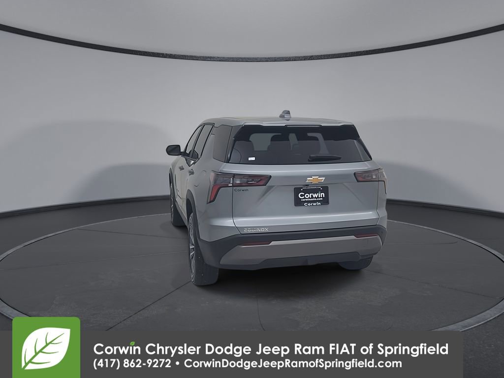 Used 2026 Chevrolet Equinox LT FWD image 12