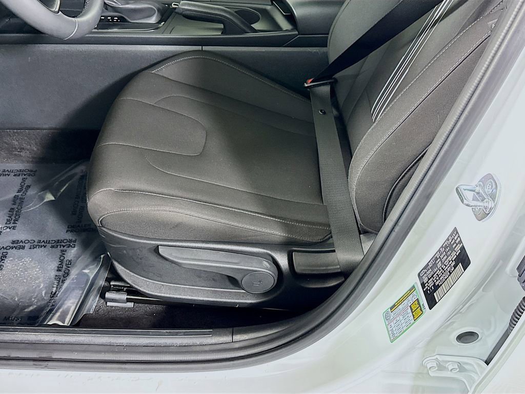 Certified 2025 Hyundai Elantra Sport FWD image 22