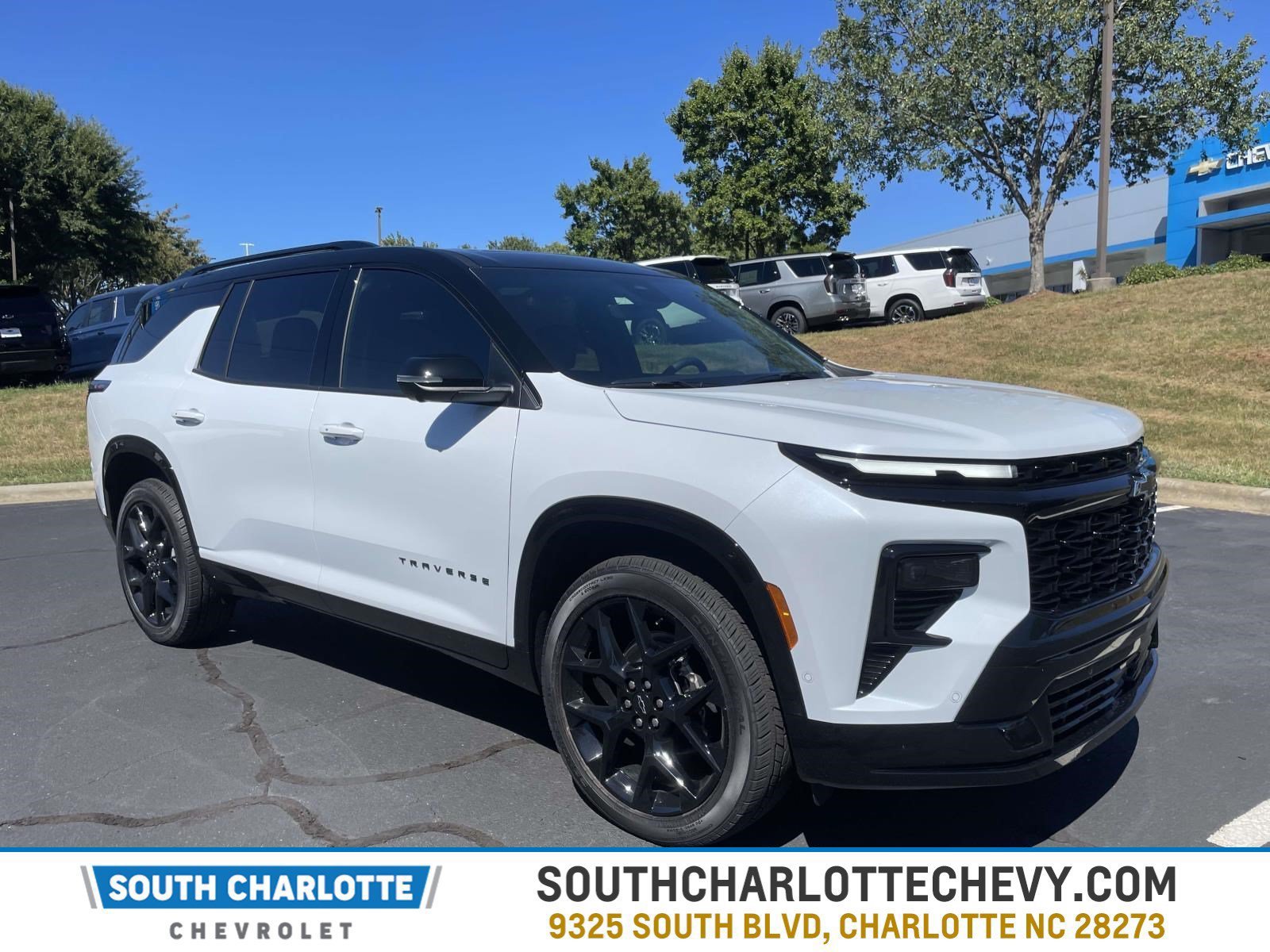 New 2026 Chevrolet Traverse RS FWD image 1