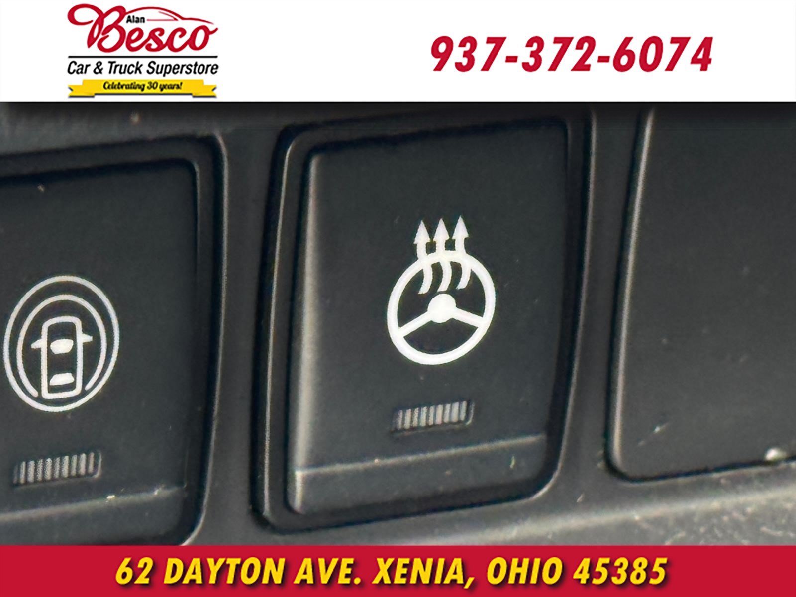 Used 2021 Nissan Maxima SR w/ Sport Mat Group FWD image 12