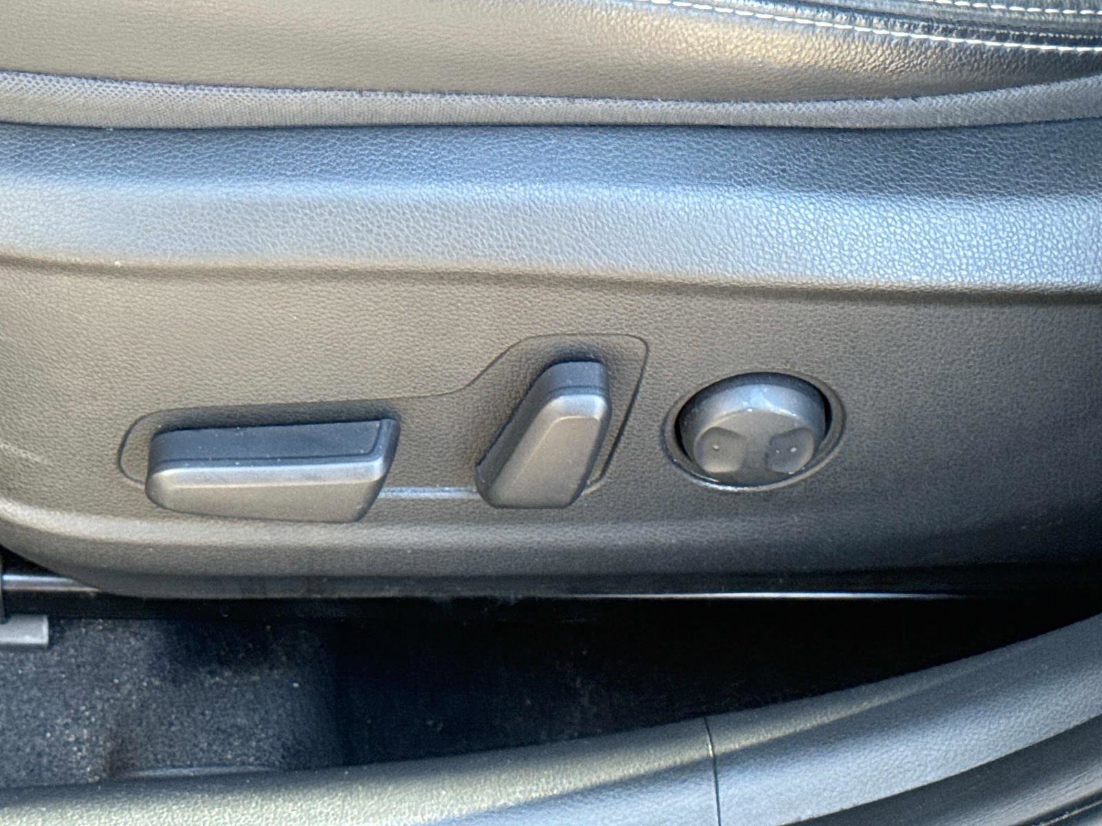 Used 2020 Hyundai Kona Ultimate image 18