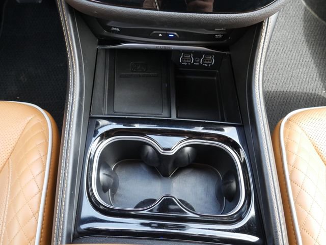 Used 2021 Chrysler Pacifica Pinnacle image 20