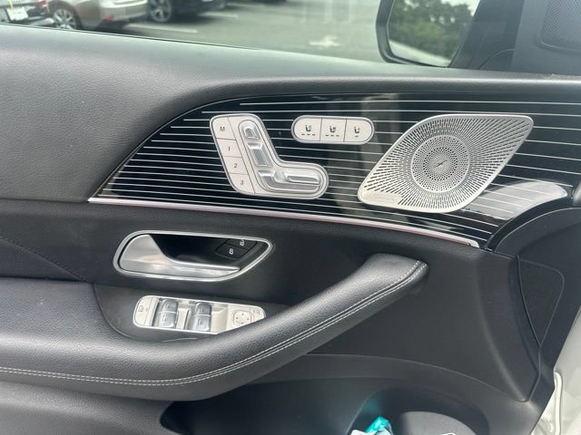 Used 2024 Mercedes-Benz GLS 450 4MATIC image 29