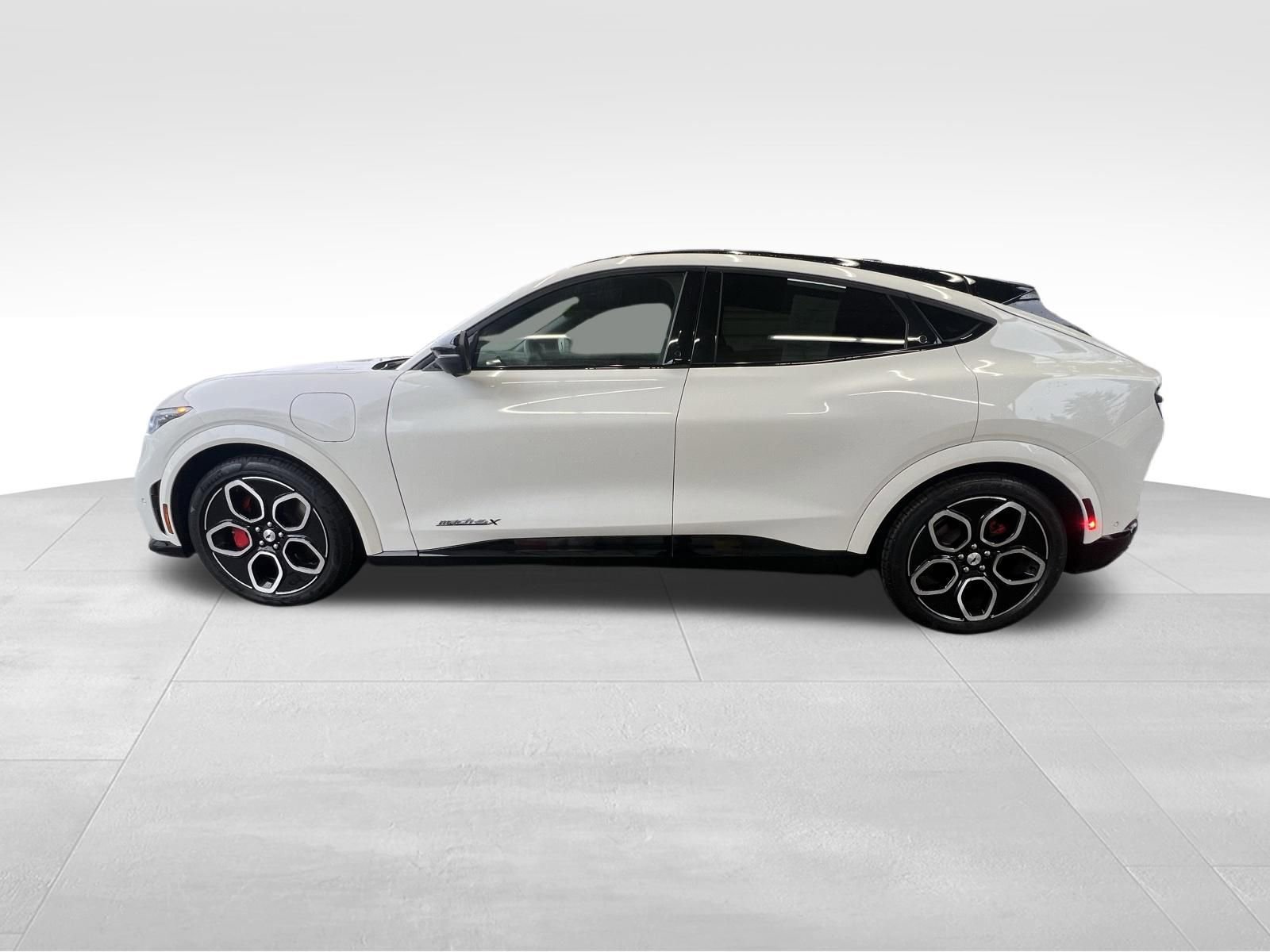 Used 2023 Ford Mustang Mach-E GT image 9