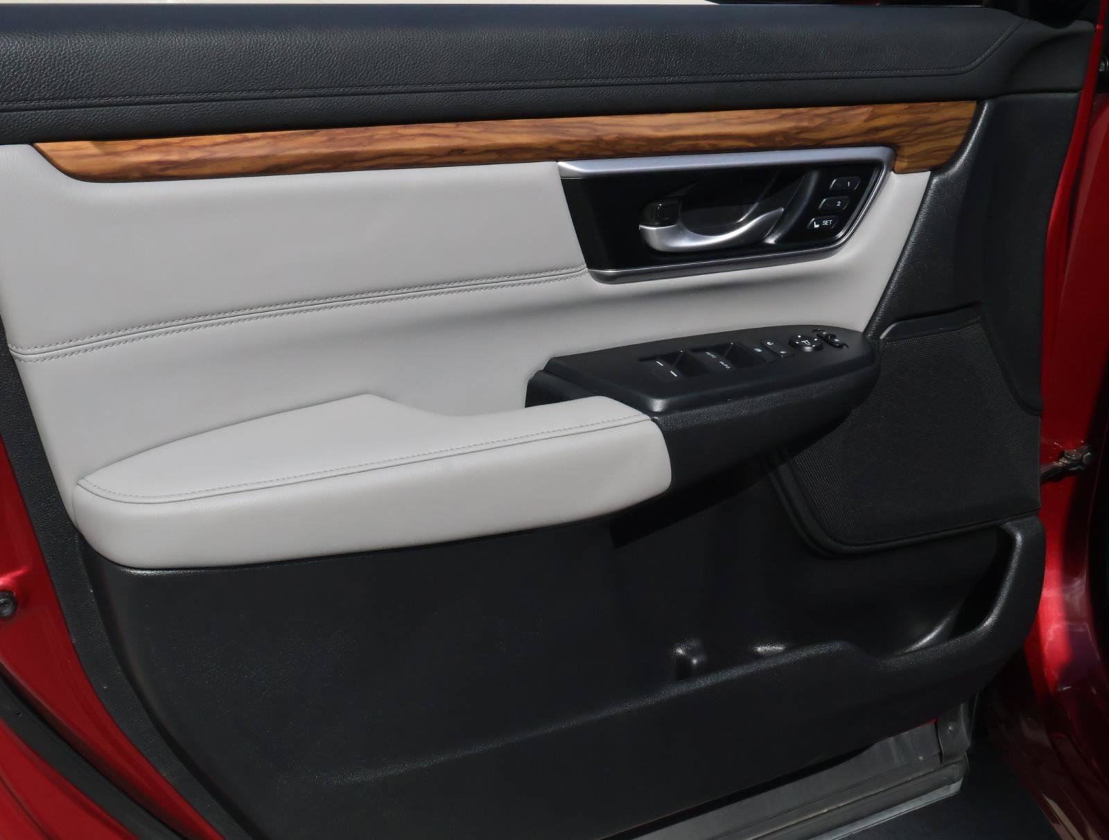 Used 2021 Honda CR-V Touring image 17