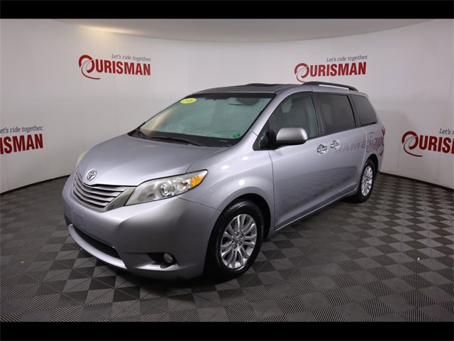 Used 2016 Toyota Sienna XLE Premium