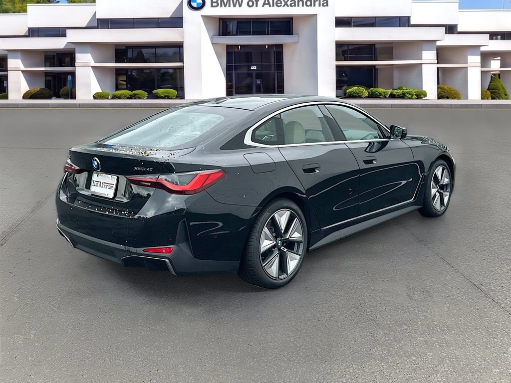 Used 2026 BMW i4 xDrive40i w/ Premium Package AWD/4WD image 5