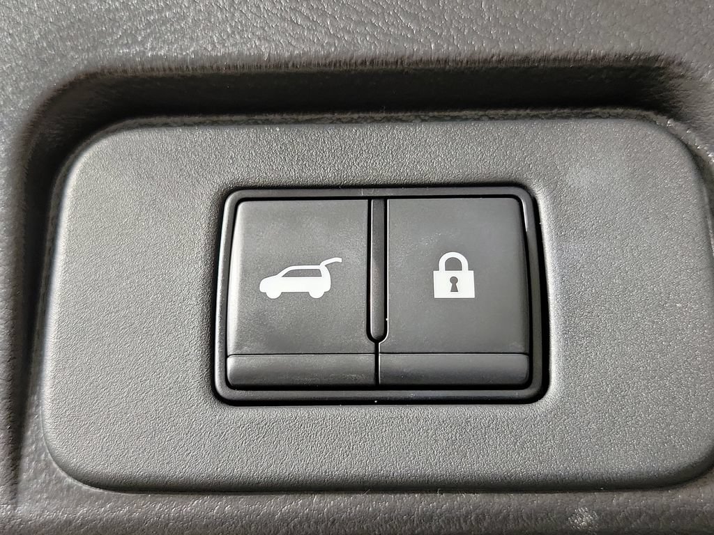 Used 2023 Nissan Rogue SL w/ SL Premium Package FWD image 8