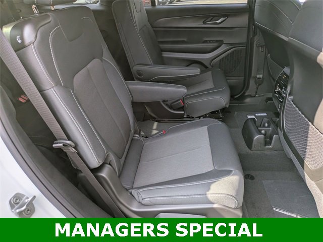 New 2025 Jeep Grand Cherokee L Laredo w/ Luxury Tech Group I image 27