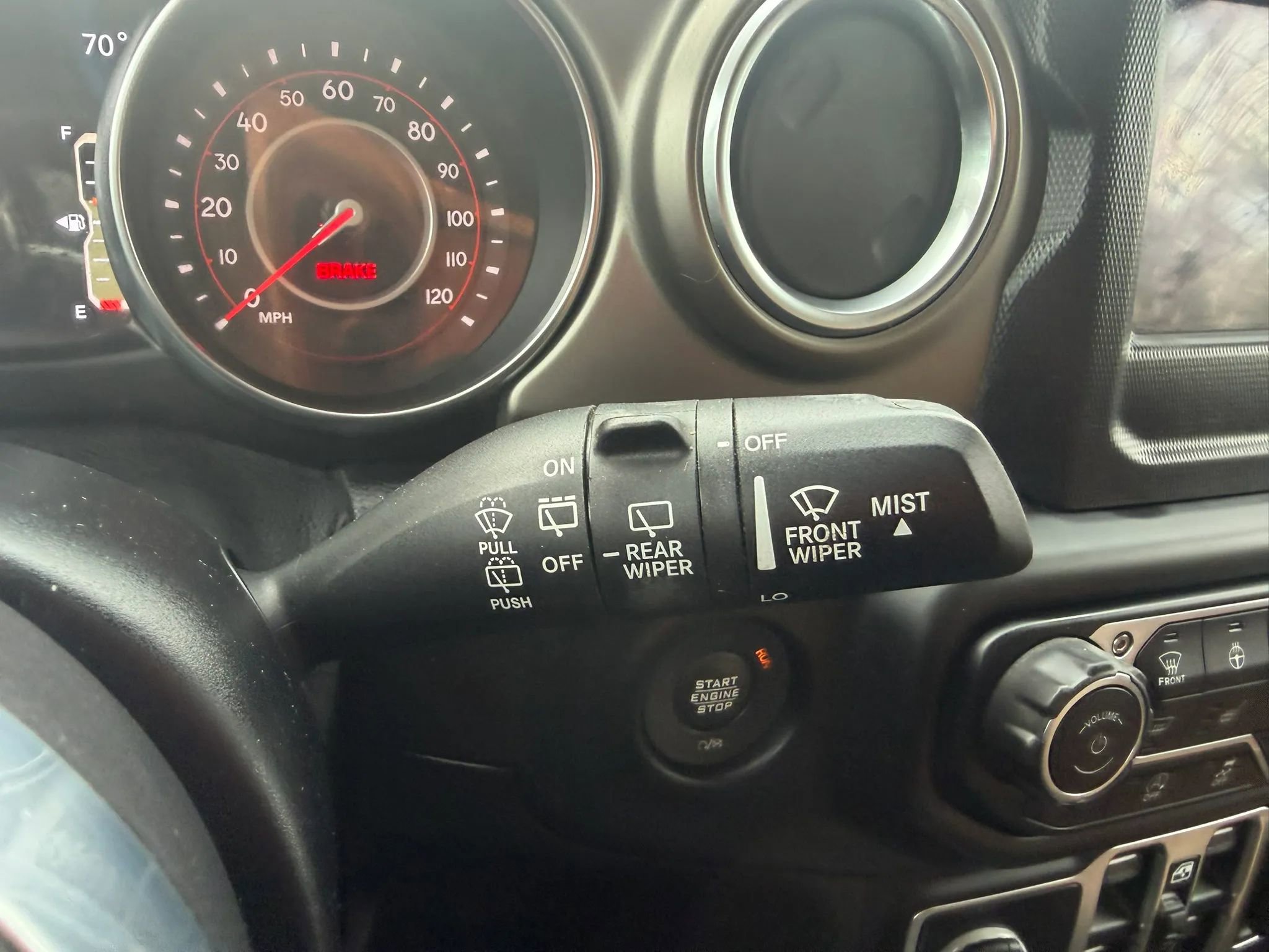Used 2020 Jeep Wrangler Unlimited Rubicon w/ Dual Top Group AWD/4WD image 15