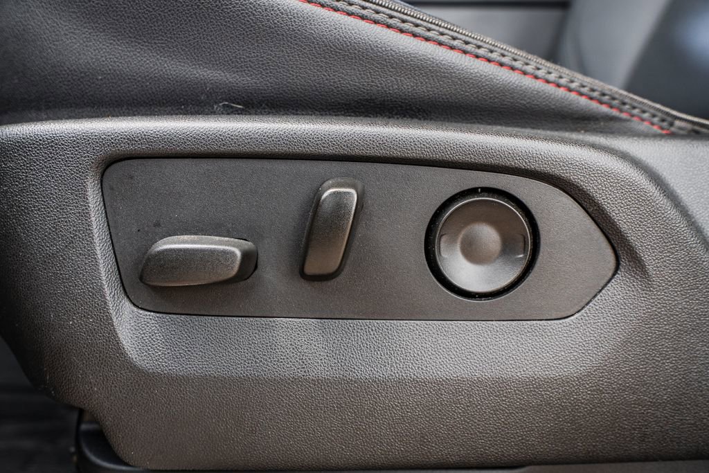 Used 2022 Chevrolet Tahoe RST w/ Sport Performance Package image 20