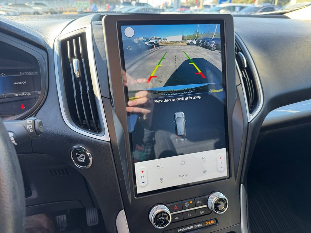 Certified 2024 Ford Edge SE w/ Black Appearance Package image 40