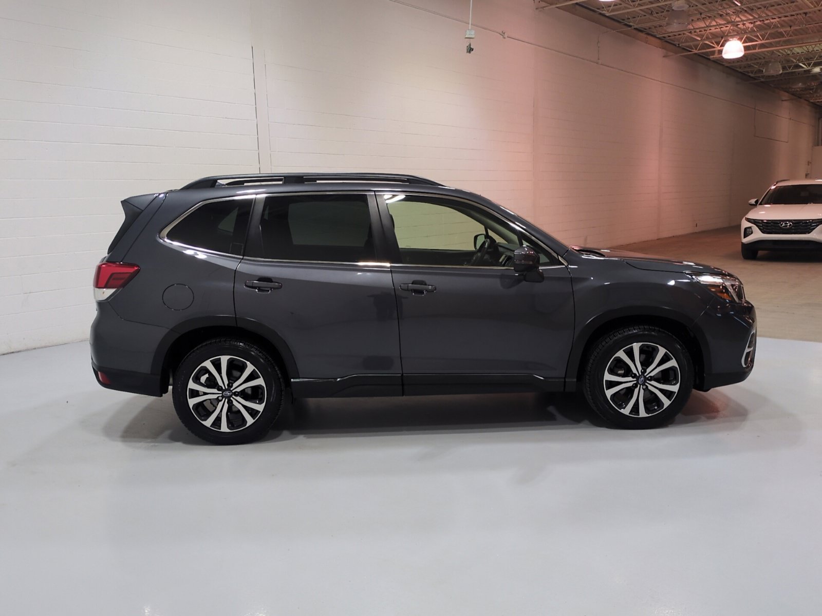 Used 2020 Subaru Forester Limited AWD/4WD image 2