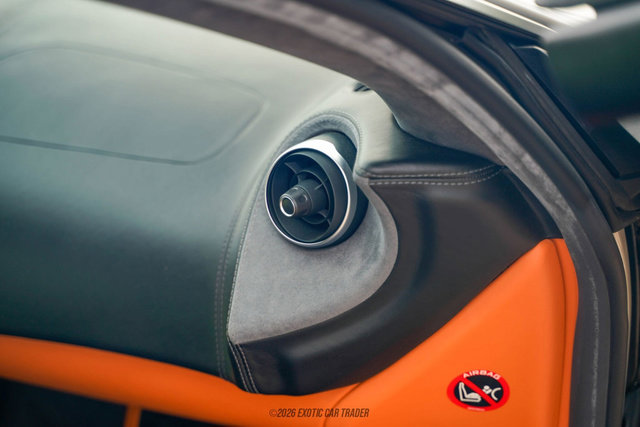 Used 2017 McLaren 570S Coupe RWD image 43