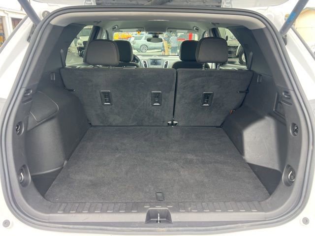 Used 2024 Chevrolet Equinox LT image 25