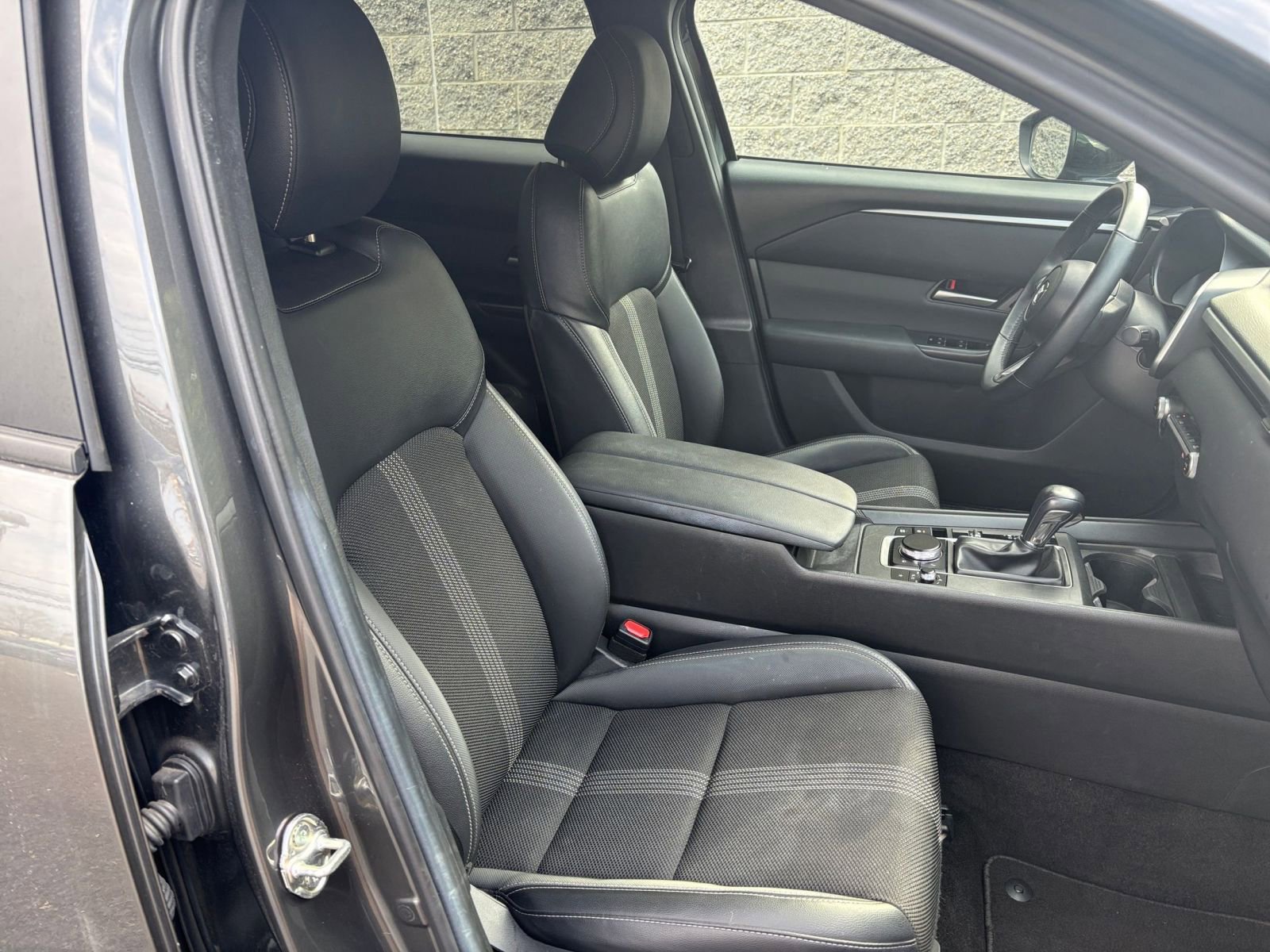 Used 2025 MAZDA CX-50 AWD 2.5 S w/ Select Package image 28