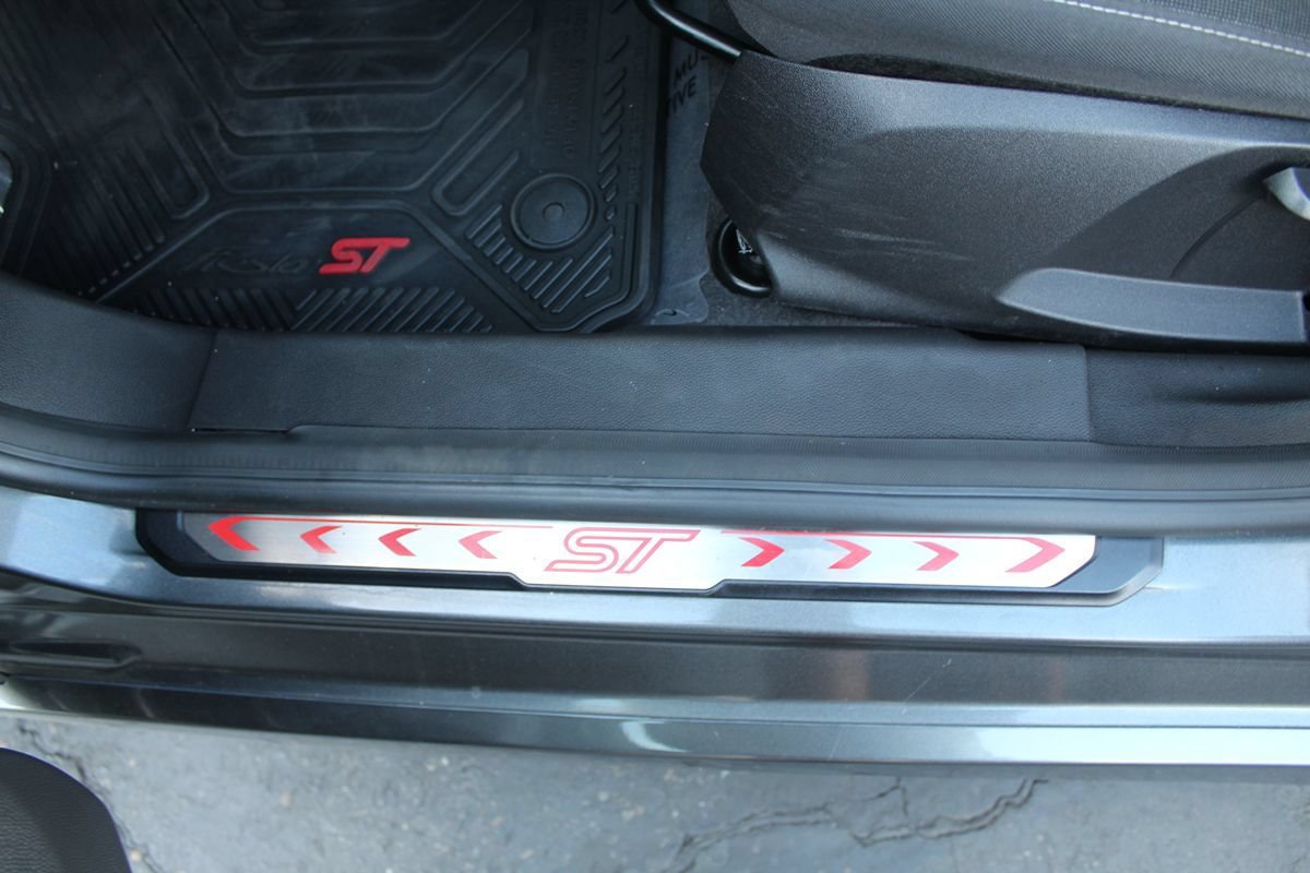 Used 2017 Ford Fiesta ST FWD image 20