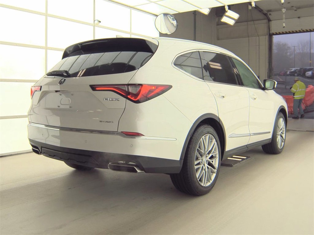Used 2023 Acura MDX SH-AWD w/ Advance Package image 6