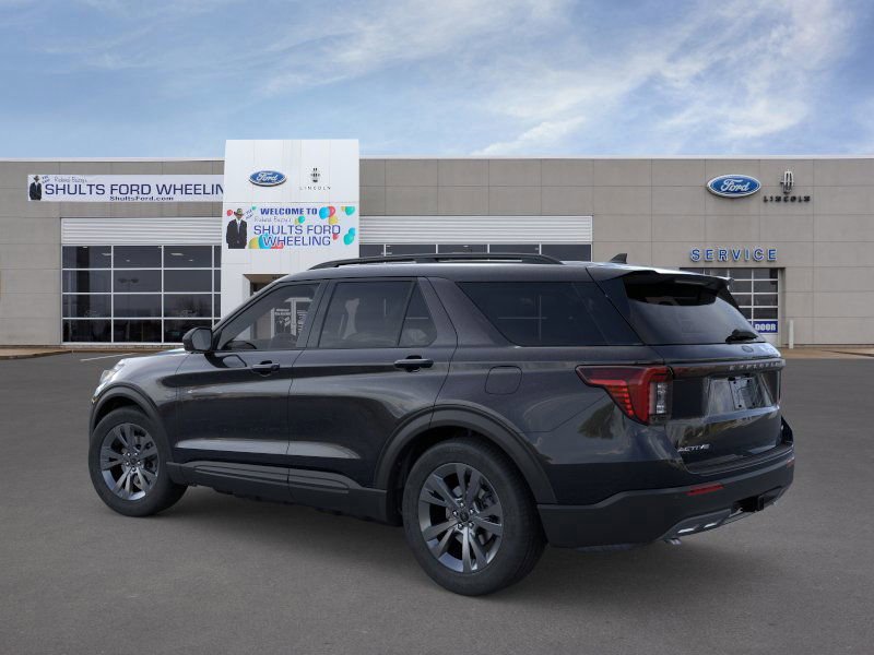 New 2026 Ford Explorer Active w/ Active Comfort Package image 4