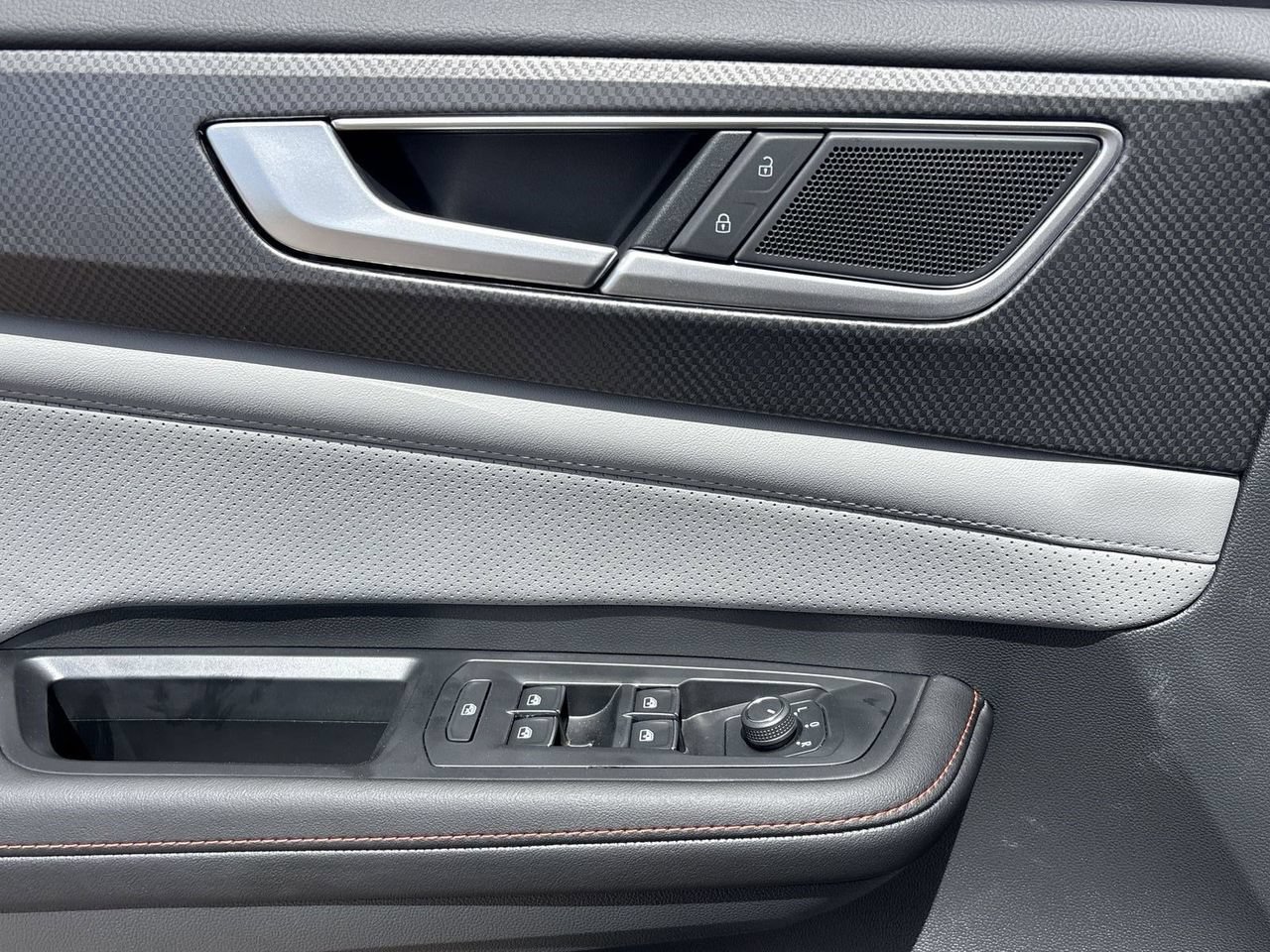 New 2026 Volkswagen Atlas Peak Edition AWD/4WD image 17