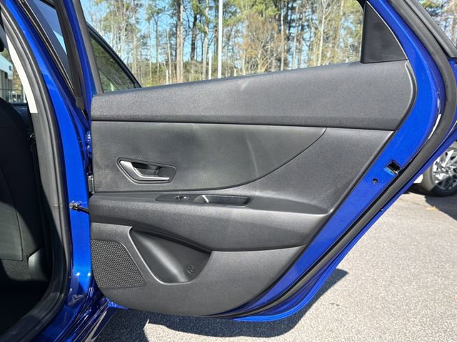 New 2026 Hyundai Elantra SE image 16